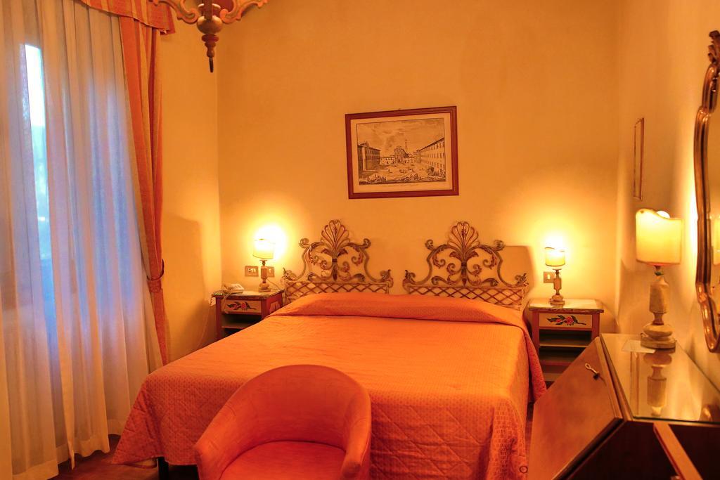 Hotel Villa Le Rondini Florence Buitenkant foto