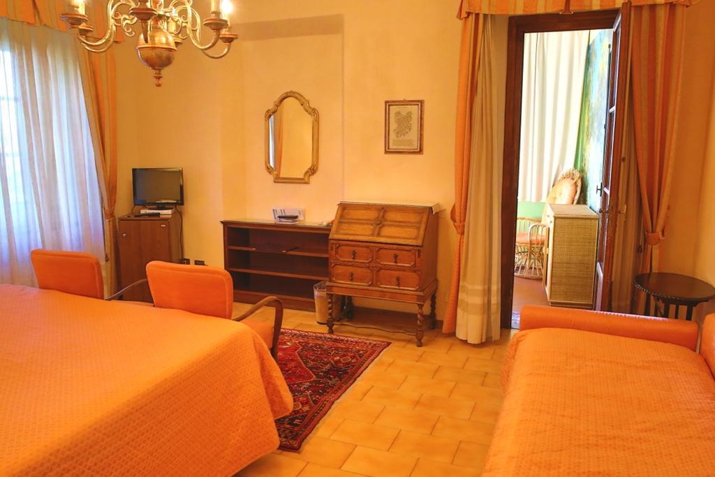 Hotel Villa Le Rondini Florence Buitenkant foto