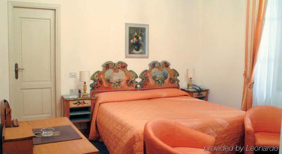 Hotel Villa Le Rondini Florence Kamer foto