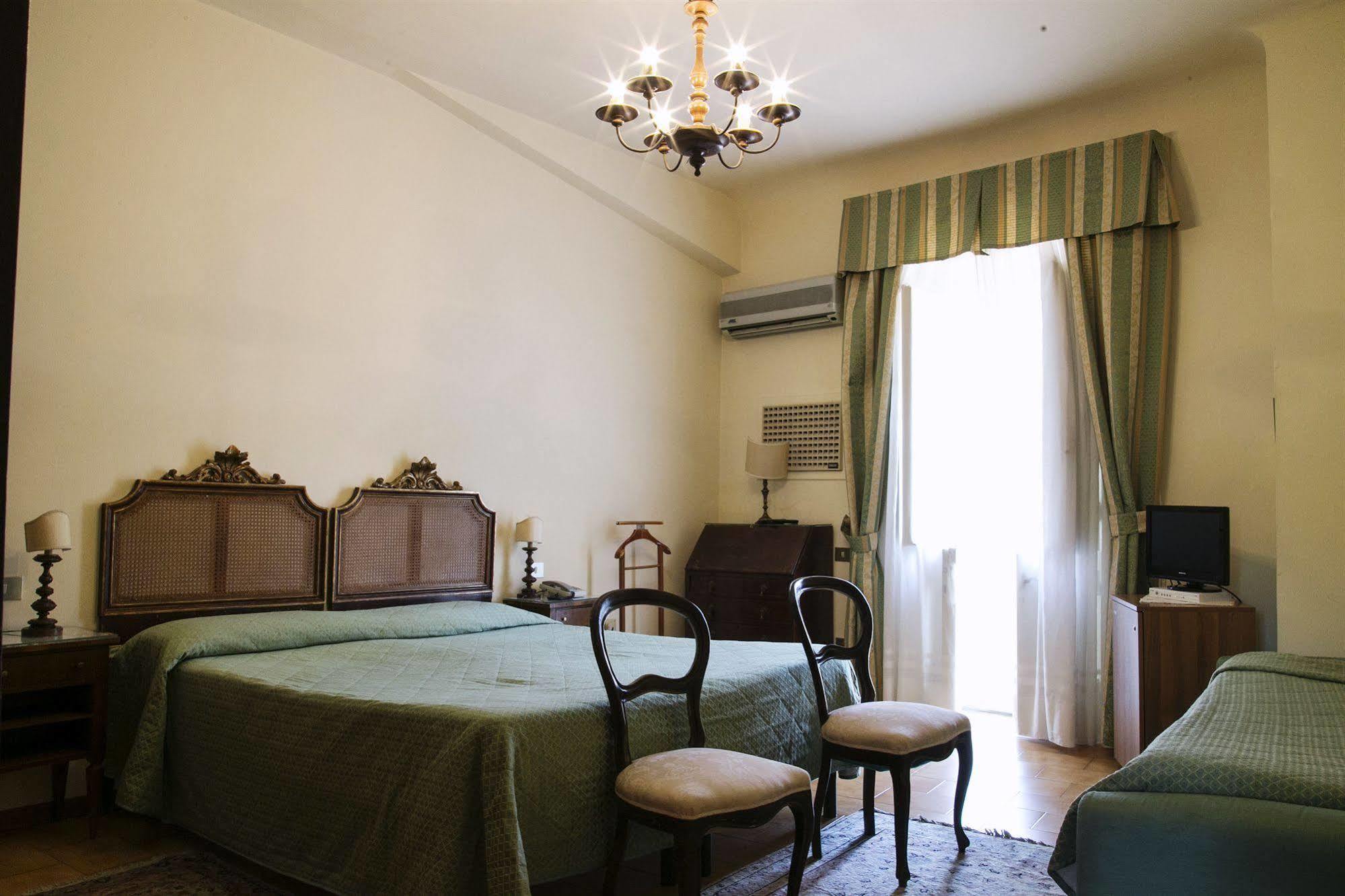 Hotel Villa Le Rondini Florence Buitenkant foto